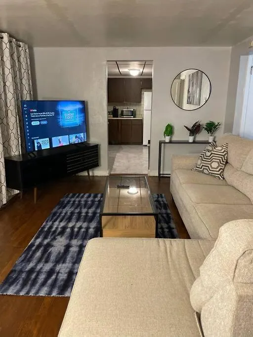 Holiday home Cozy 4 Bd House In Pitt Villa Pittsburgh